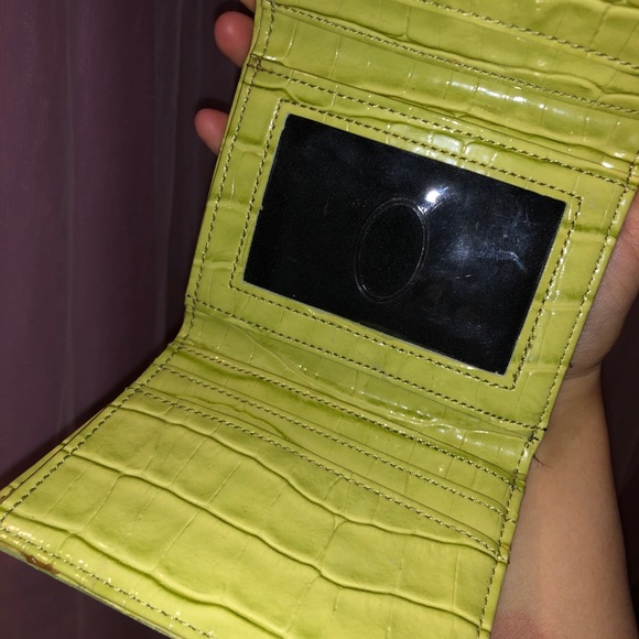 💚 GUESS wallet 💚 - Picture 6 of 7